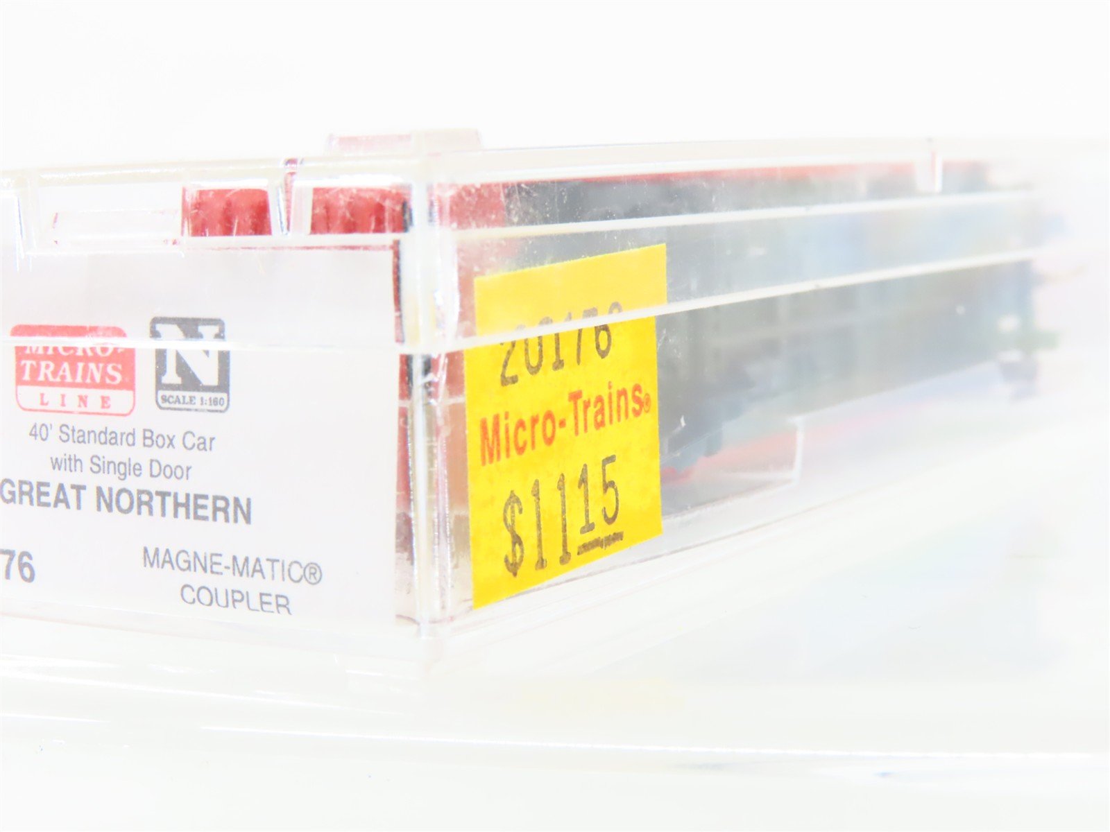 N Scale Micro-Trains MTL 20176 GN Great Northern 40' Boxcar #18588