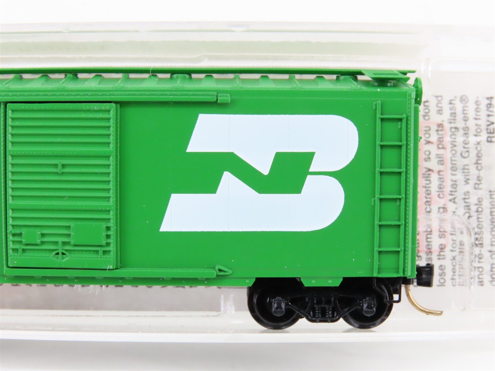 N Scale Micro-Trains MTL 20306/3 BN Burlington Northern 40' Boxcar #18588