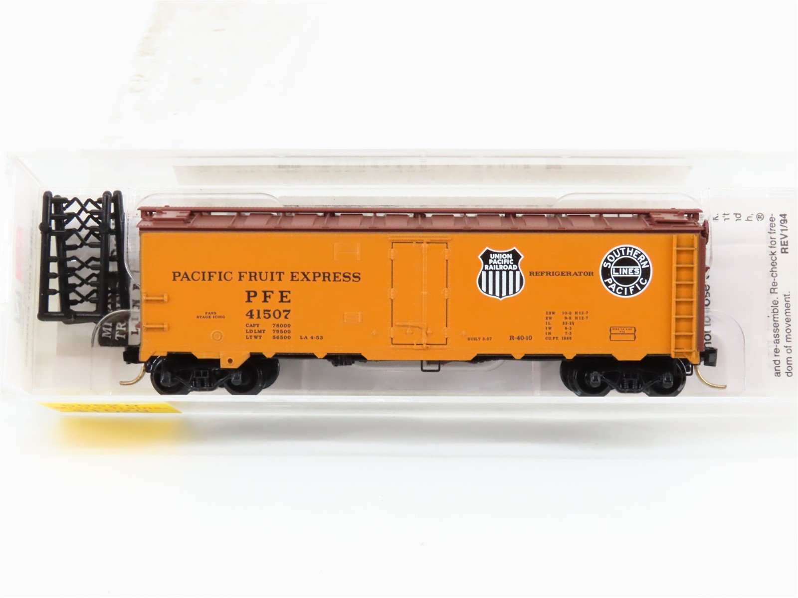 N Scale Micro-Trains MTL 59520 PFE Pacific Fruit Express 40' Reefer #41507