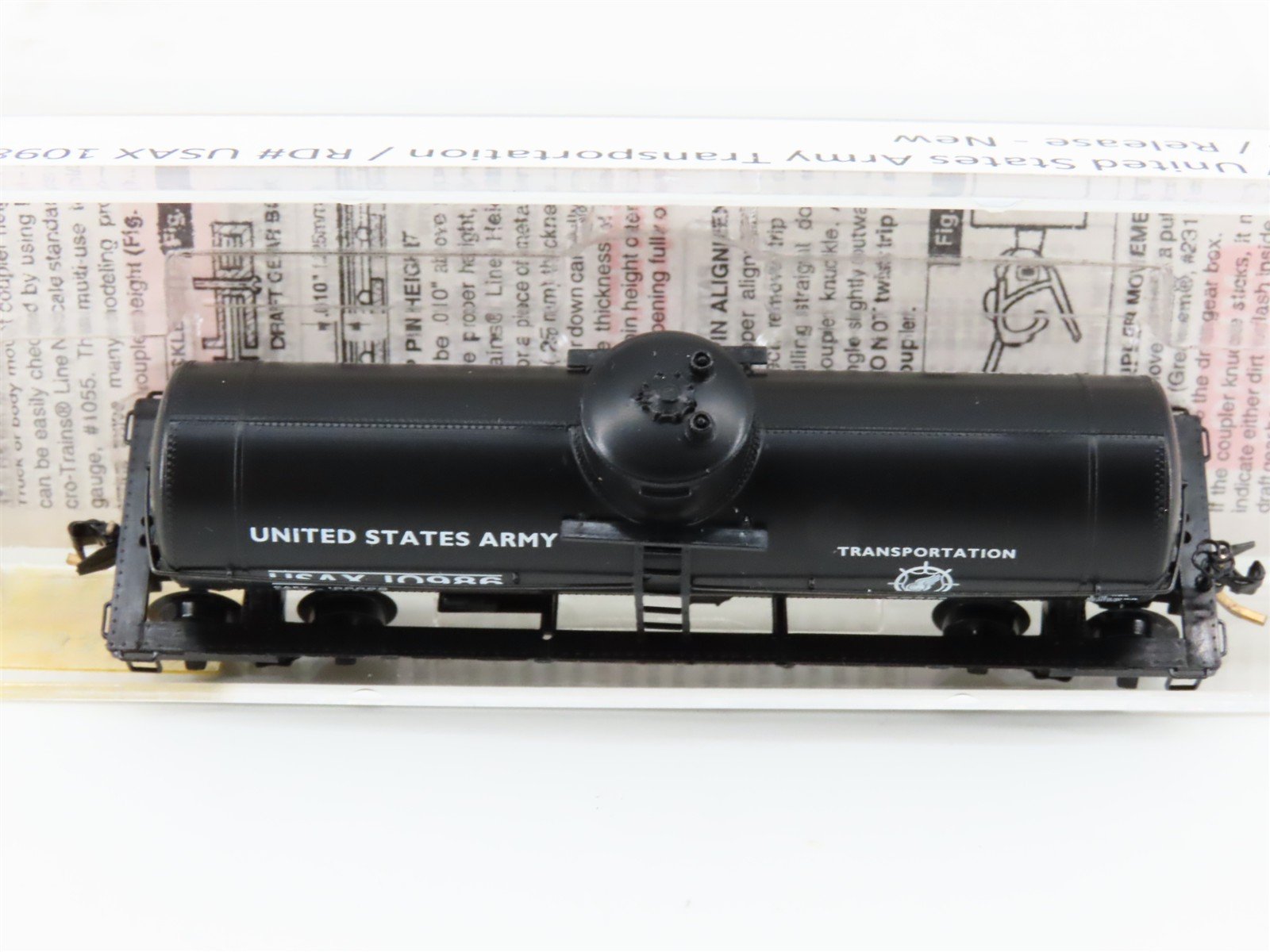 N Scale Micro-Trains MTL 65370 USAX US Army 36' Single Dome Tankcar #10986