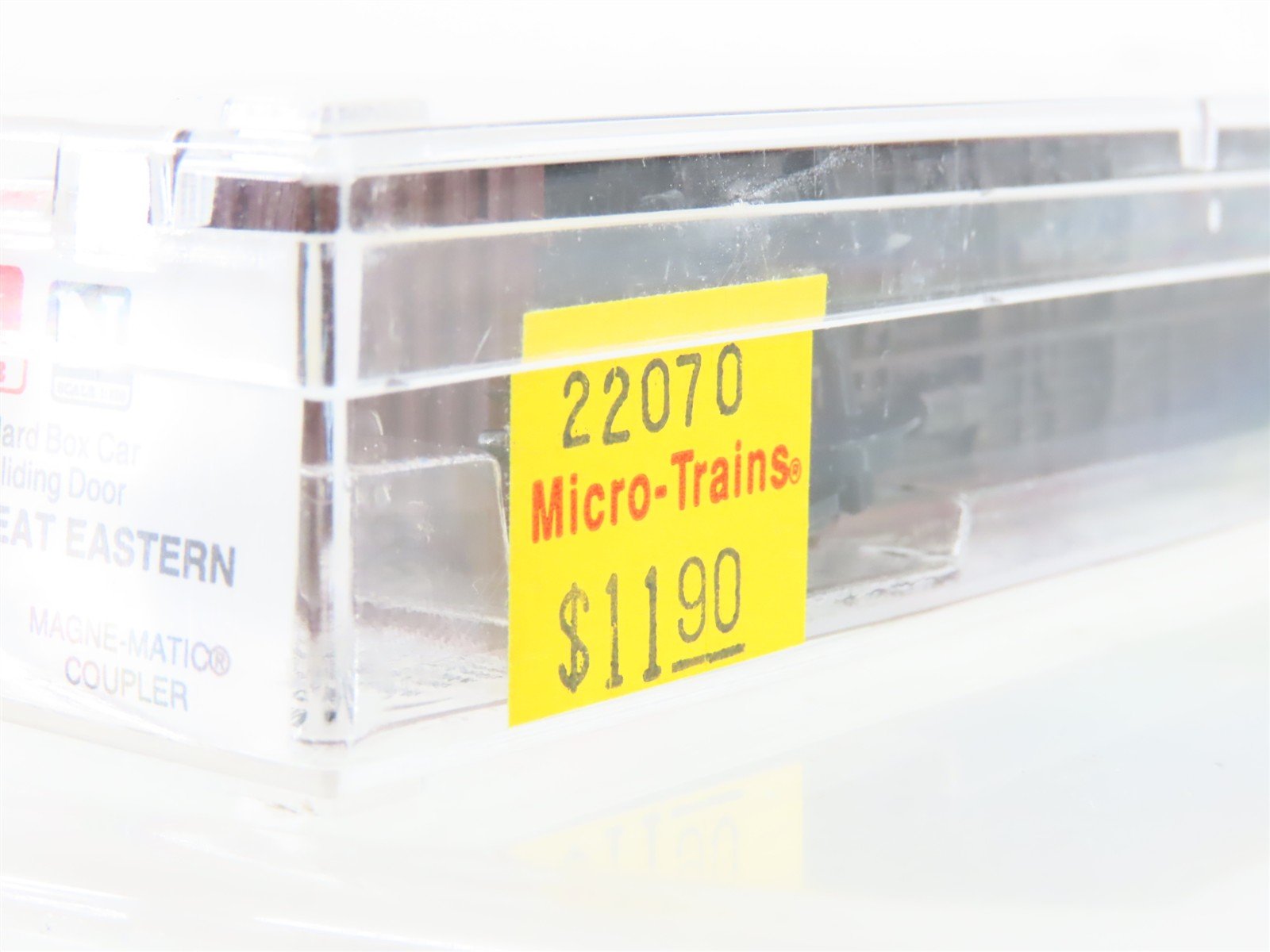 N Scale Micro-Trains MTL 22070 PGE Pacific Great Eastern 40' Box Car #4942