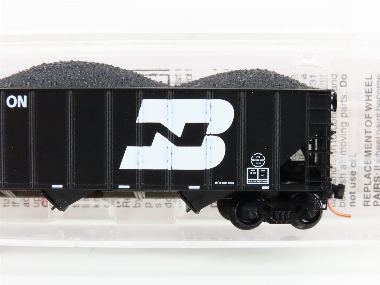 N Micro-Trains MTL 108110 BN Burlington Northern 3-Bay Hopper #528932 w/ Load