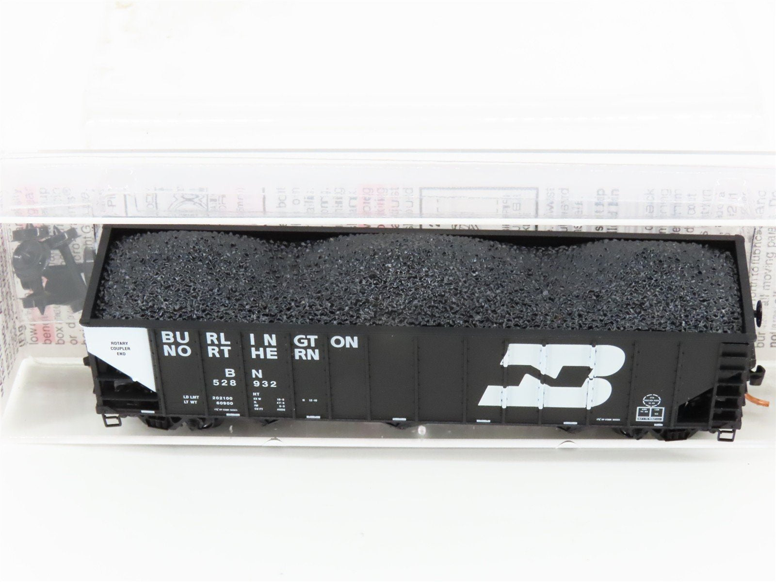 N Micro-Trains MTL 108110 BN Burlington Northern 3-Bay Hopper #528932 w/ Load