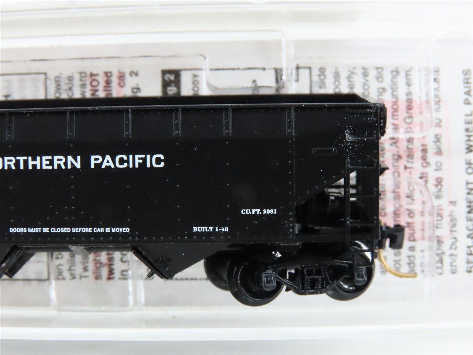 N Scale Micro-Trains MTL 55080 NP Northern Pacific 33' 2-Bay Open Hopper #70224