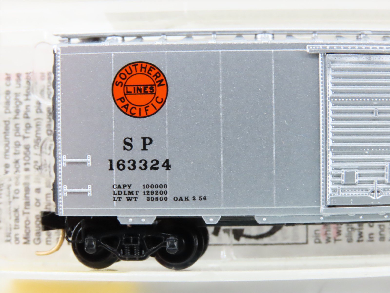 N Micro-Trains MTL 20760 SP Southern Pacific Overnights 40' Box Car #163324