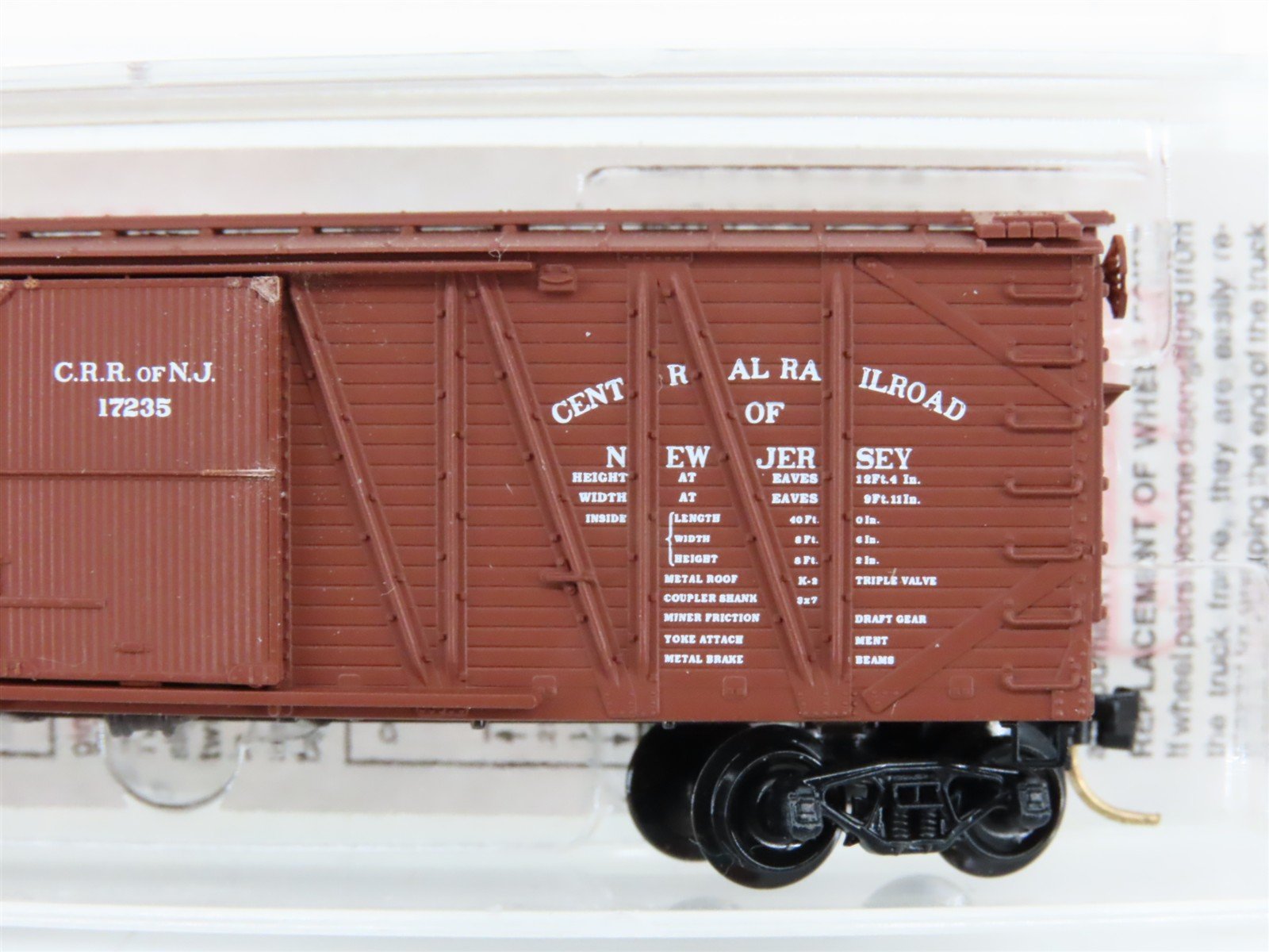 N Micro-Trains MTL 28040 CNJ Central Railroad of New Jersey 40' Box Car #17235