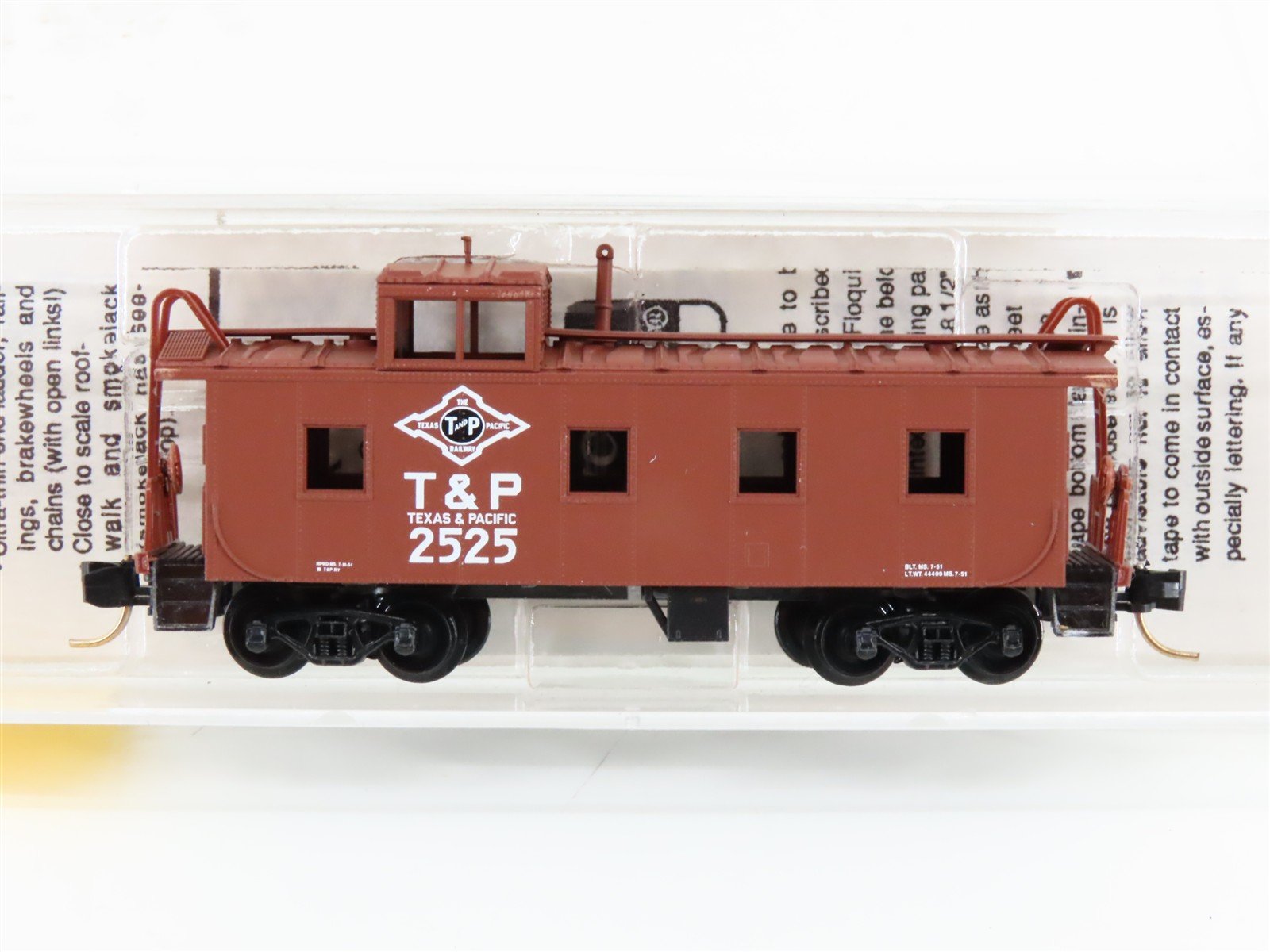 N Scale Micro-Trains MTL 100,010 T&P Texas & Pacific Railroad 36' Caboose #2525