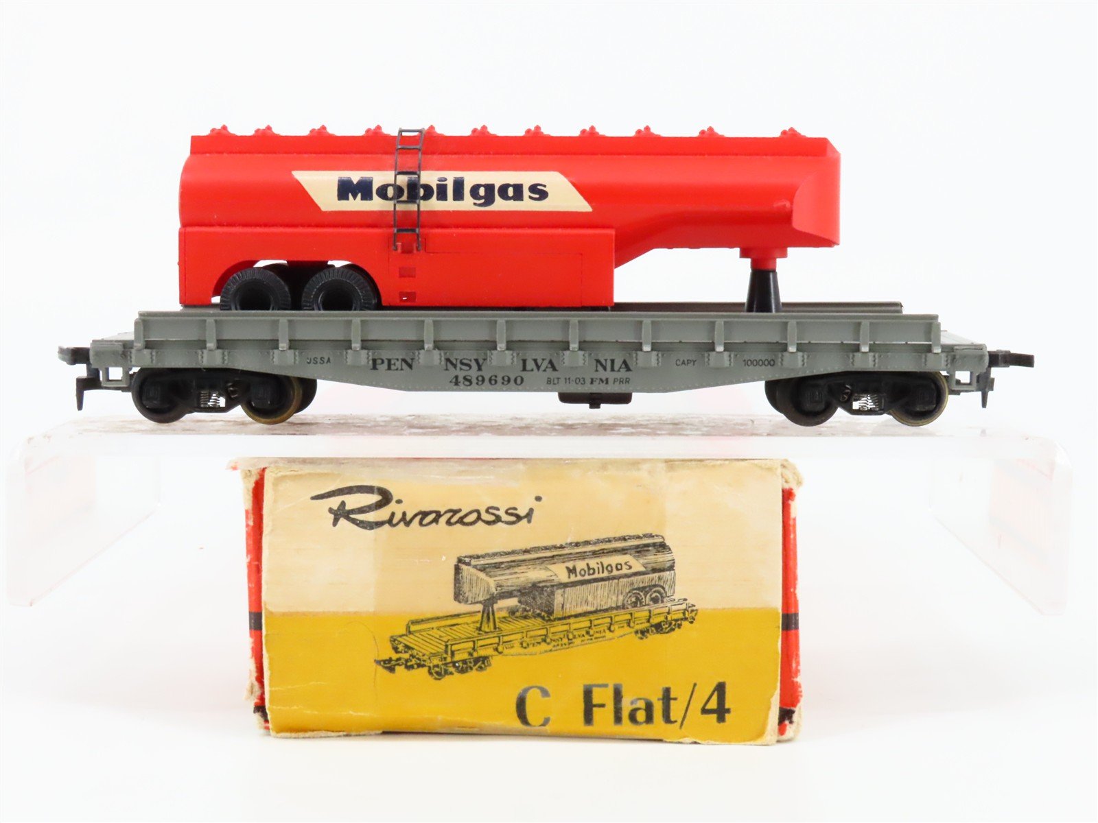HO Scale Rivarossi PRR Pennsylvania Flat Car #489690 w/ Mobilgas Tank Trailer