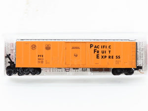 N Micro-Trains MTL 70010 PFE Pacific Fruit Express Mechanical Reefer #302113