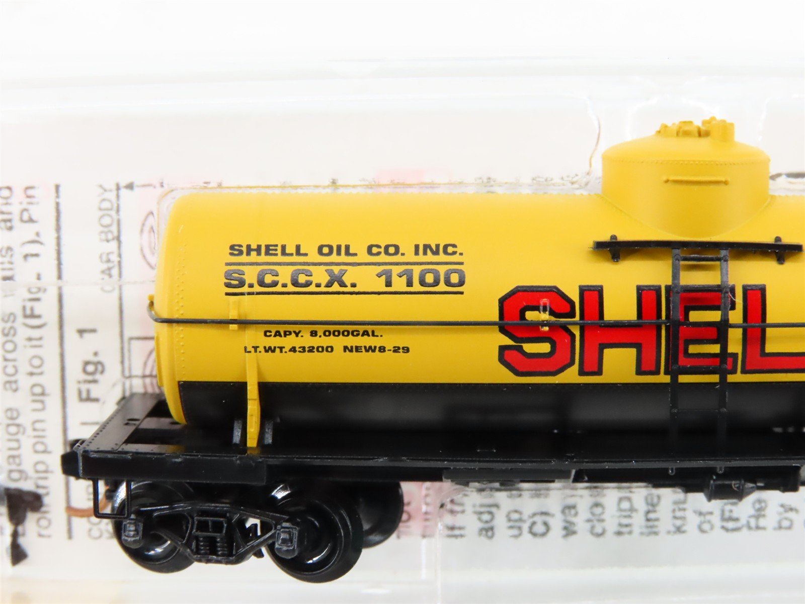 N Micro-Trains MTL 65090/3 SCCX Shell Oil Company 39' Single Dome Tank Car #1100
