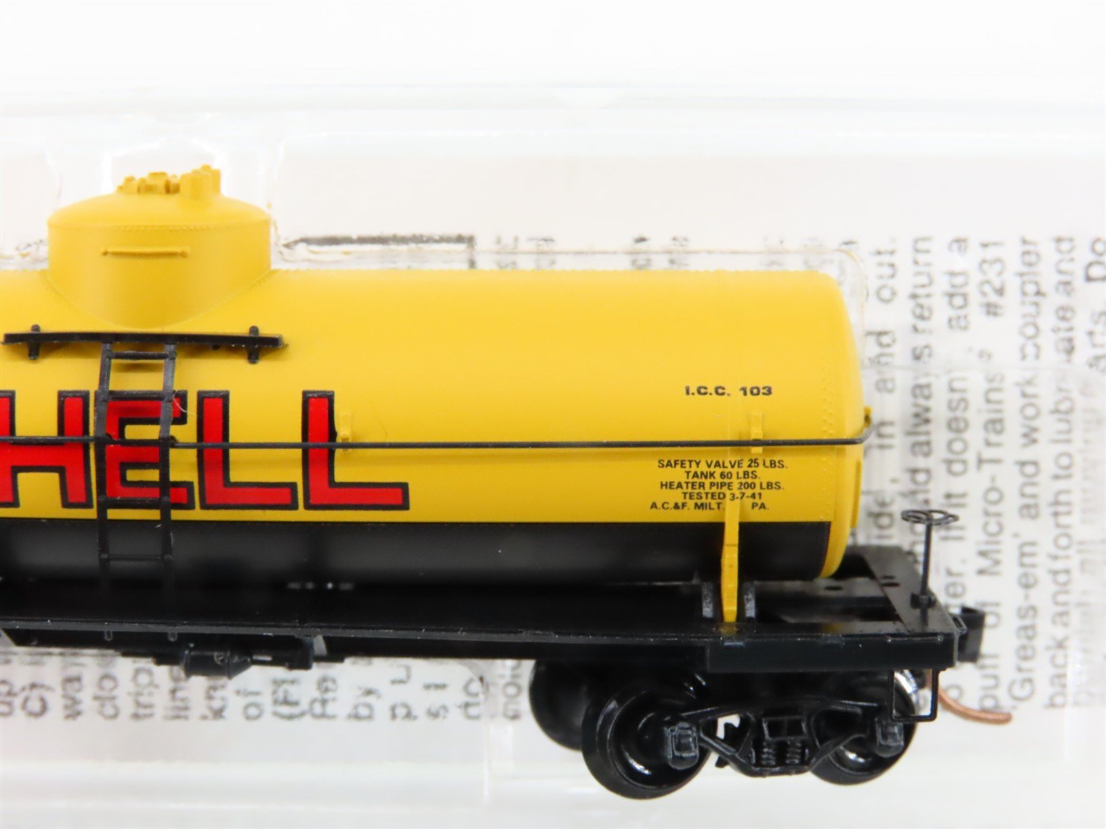 N Micro-Trains MTL 65090/3 SCCX Shell Oil Company 39' Single Dome Tank Car #1100