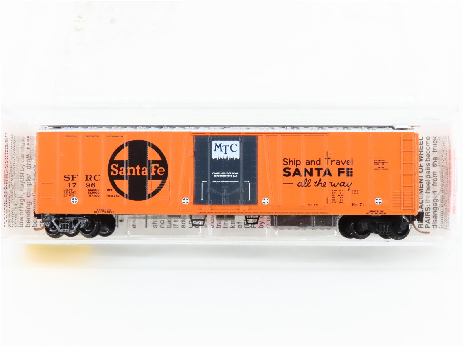 N Scale Micro-Trains MTL 70070 SFRC Santa Fe Railroad Mechanical Reefer #1796