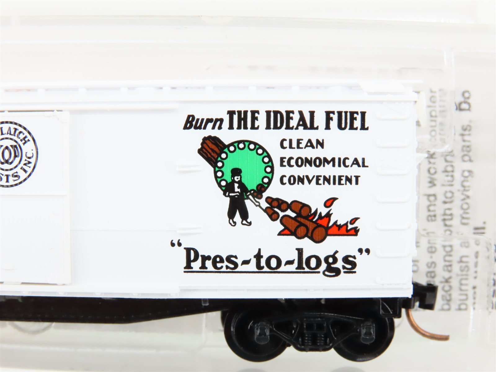 N Scale Micro-Trains 42060 Potlatch Forests, Inc. 40' Single Door Box Car #425