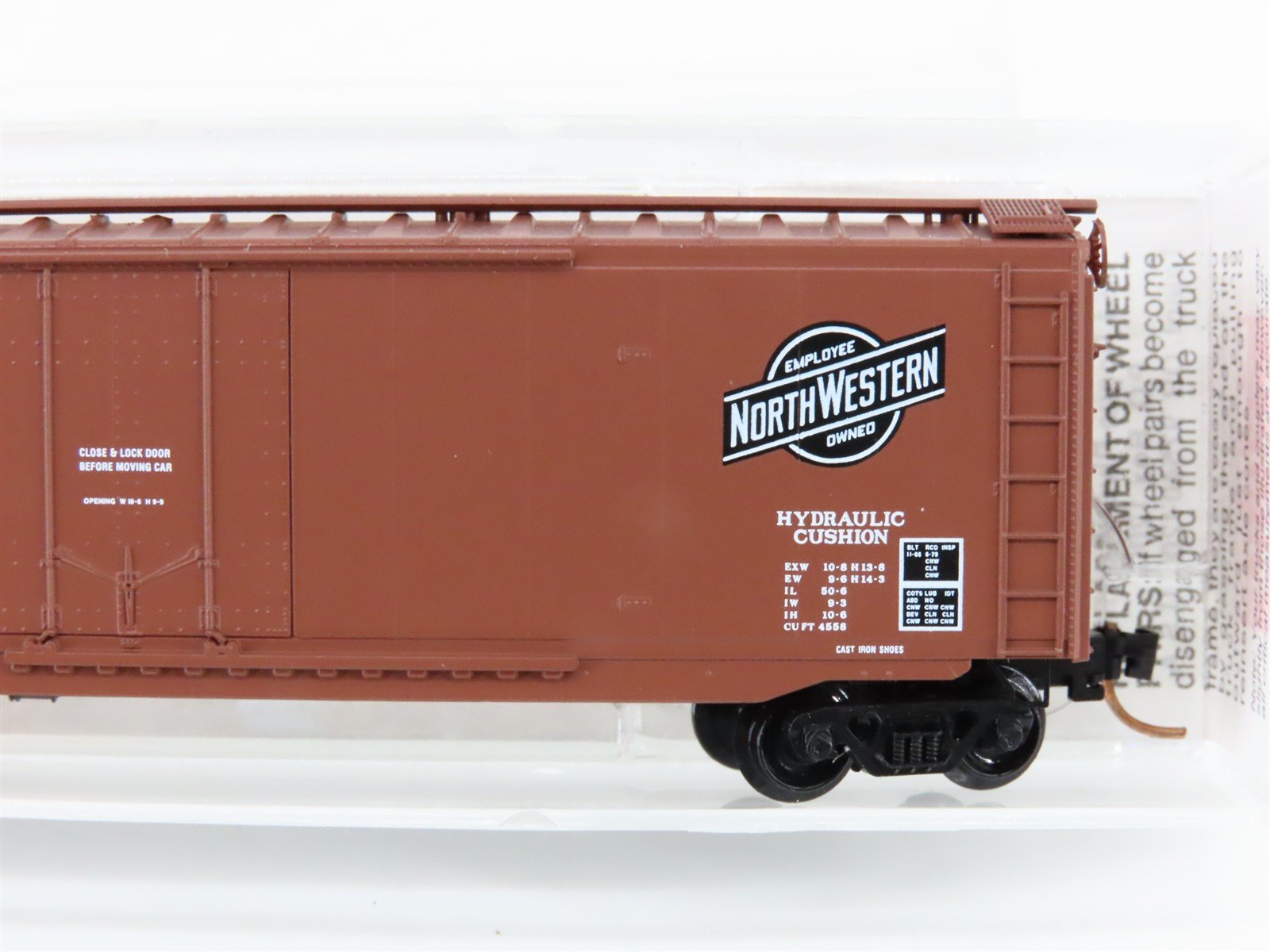 N Scale Micro-Trains MTL 32230 CNW Chicago & North Western 50' Box Car #152043