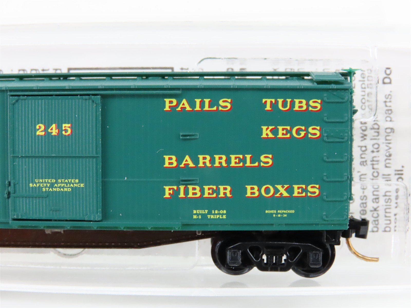 N Scale Micro-Trains MTL 39200 Menasha Wooden Ware 40' Single Door Box Car #245