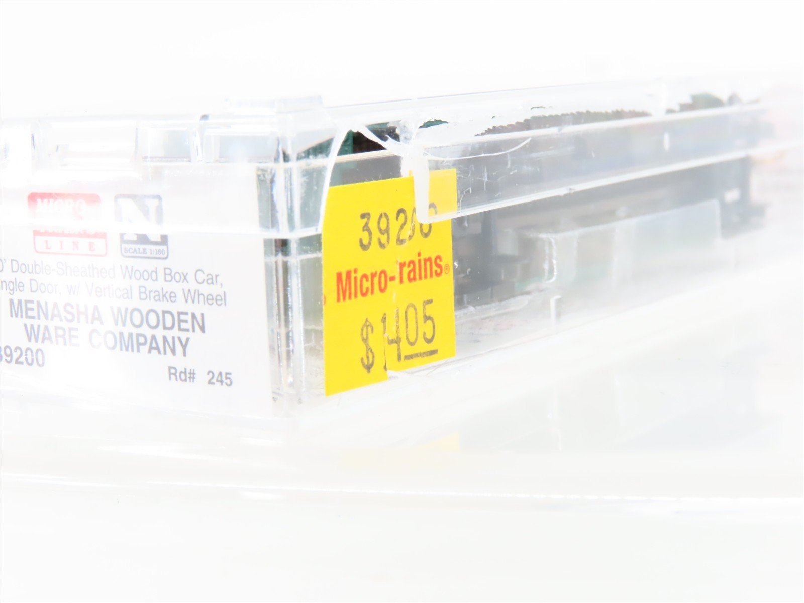 N Scale Micro-Trains MTL 39200 Menasha Wooden Ware 40' Single Door Box Car #245