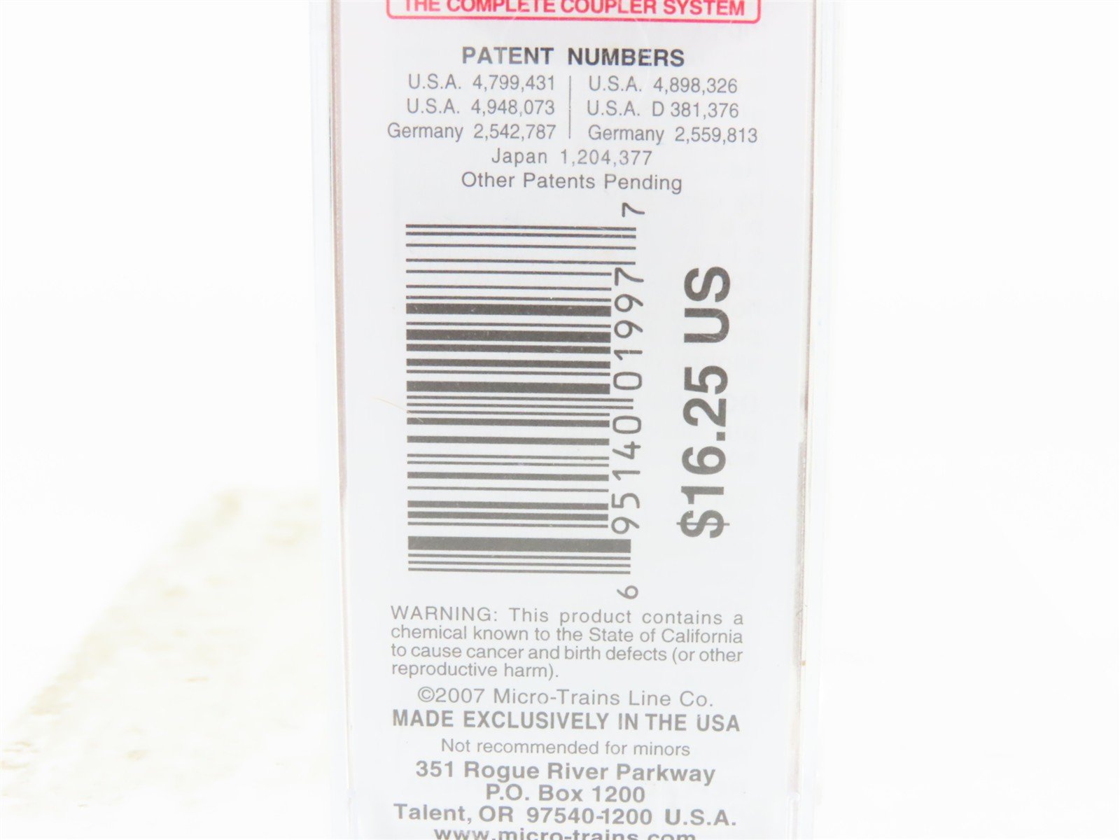 N Micro-Trains MTL 03100200 SP Southern Pacific 50' Single Door Box Car #652253