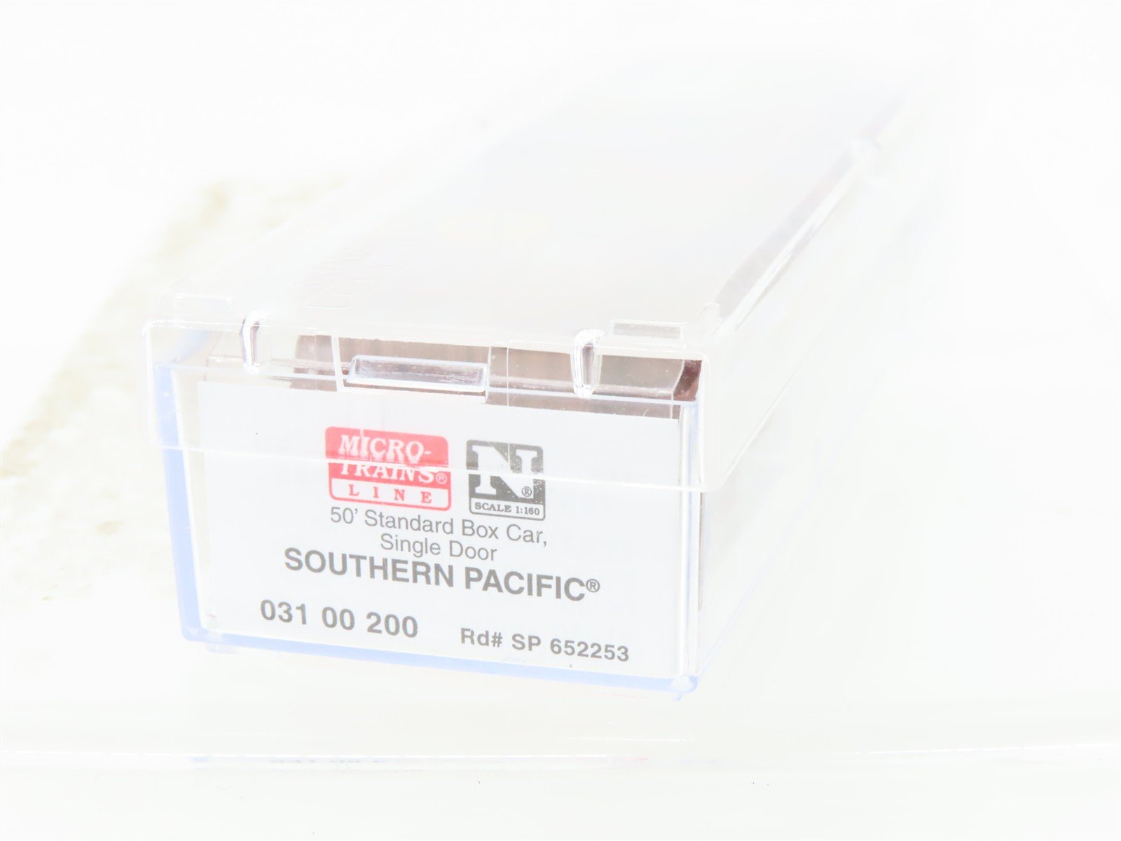 N Micro-Trains MTL 03100200 SP Southern Pacific 50' Single Door Box Car #652253
