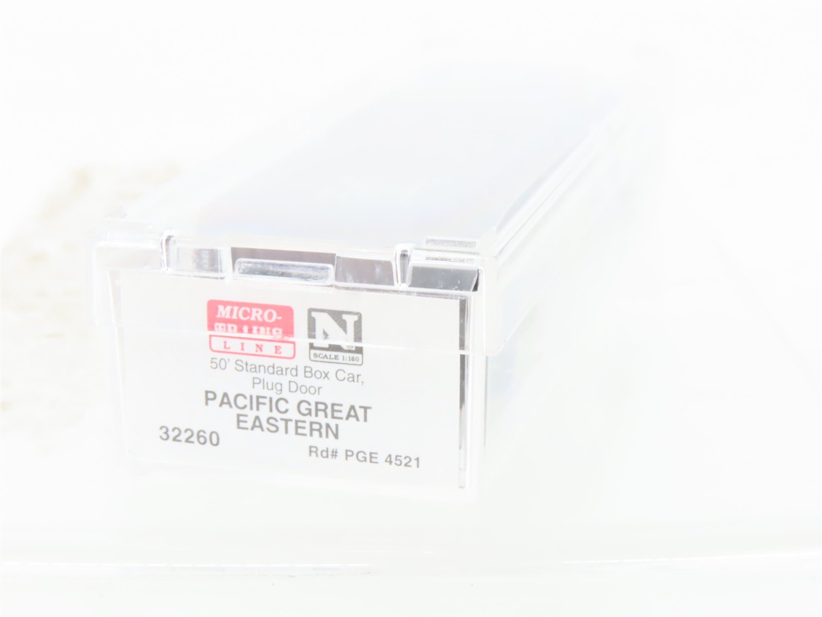 N Micro-Trains MTL 32260 PGE Pacific Great Eastern 50' Plug Door Box Car #4521
