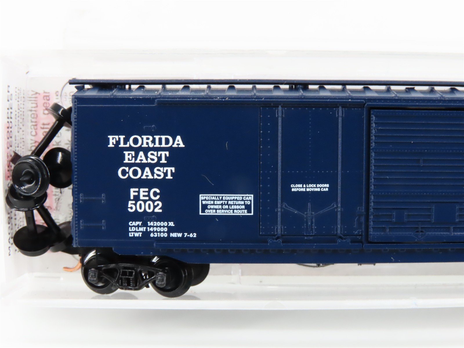 N Scale Micro-Trains MTL 33080 FEC Florida East Coast Railroad 50' Box Car #5002