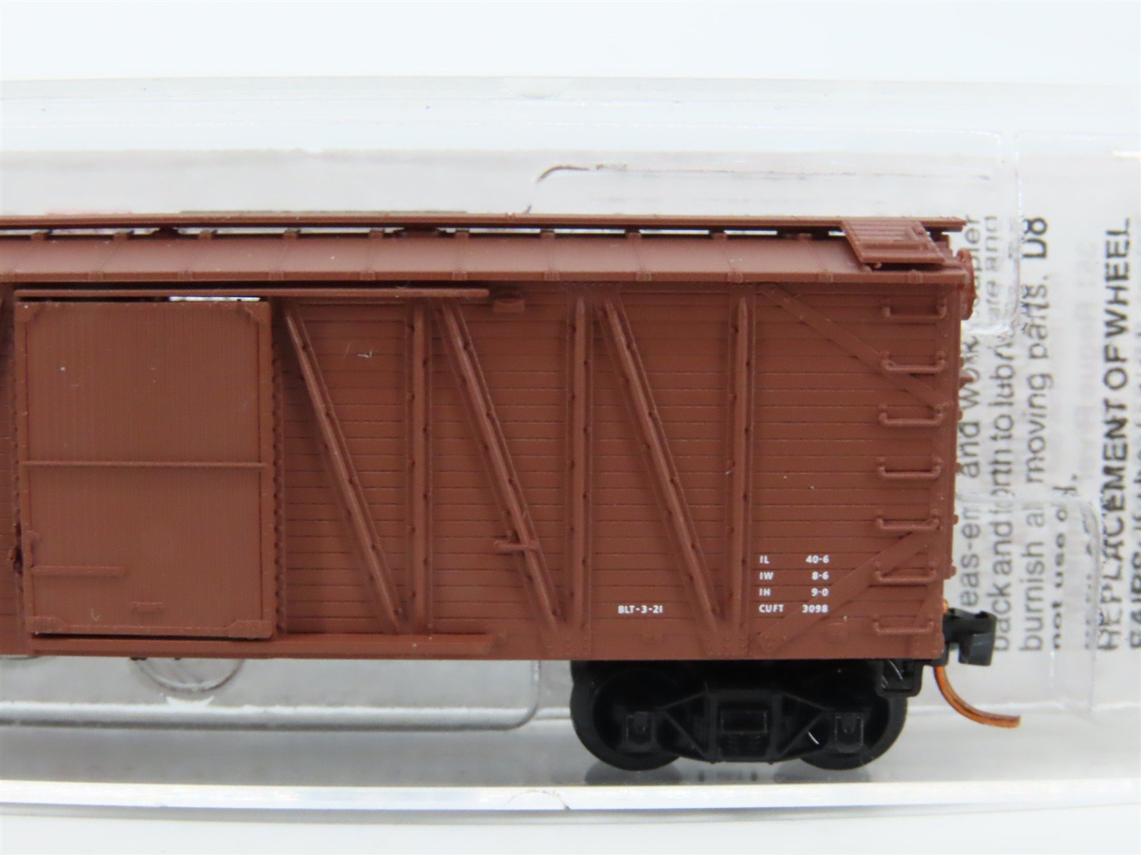 N Micro-Trains MTL 02800120 CP Canadian Pacific 40' Single Door Box Car #230103