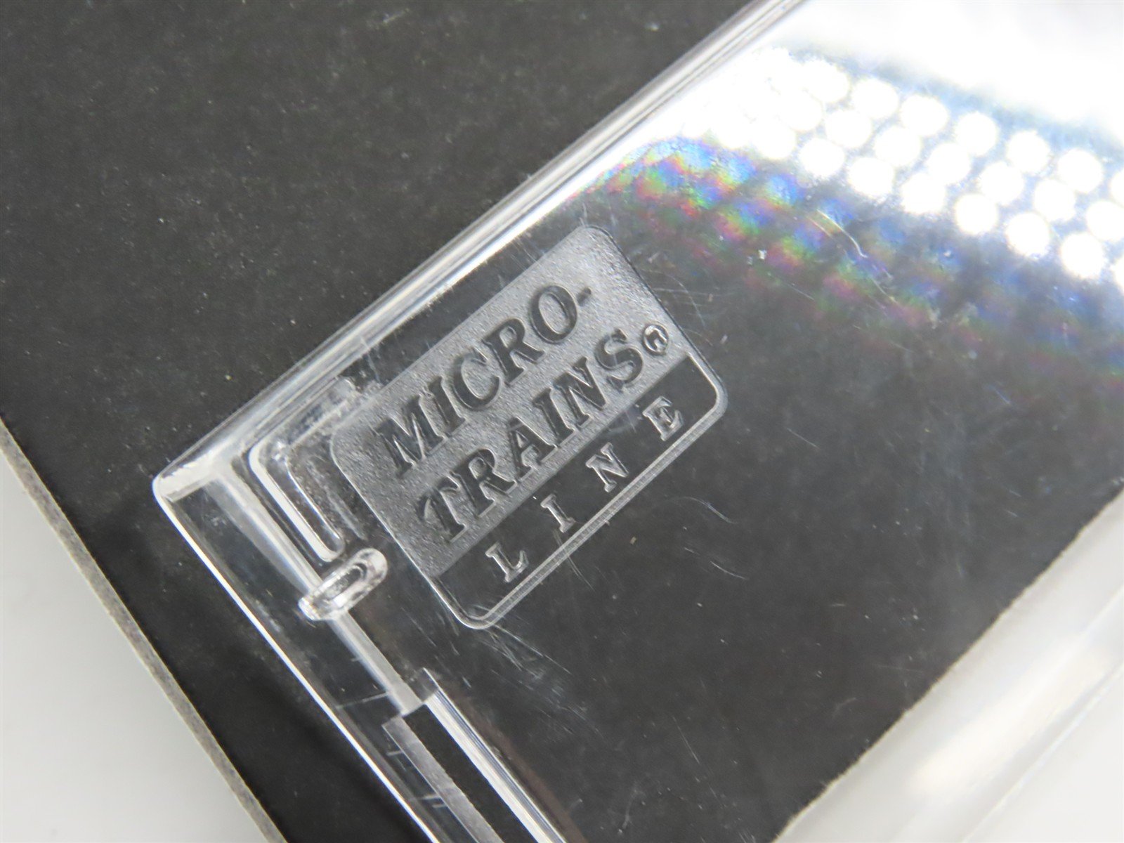 N Micro-Trains MTL 02800120 CP Canadian Pacific 40' Single Door Box Car #230103