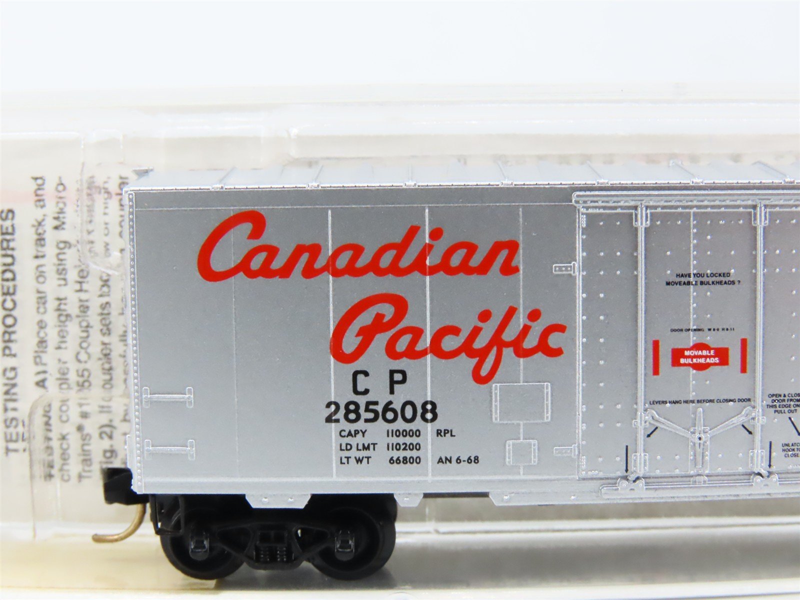 N Micro-Trains MTL 74040/1 CP Canadian Pacific 40' Plug Door Box Car #285608