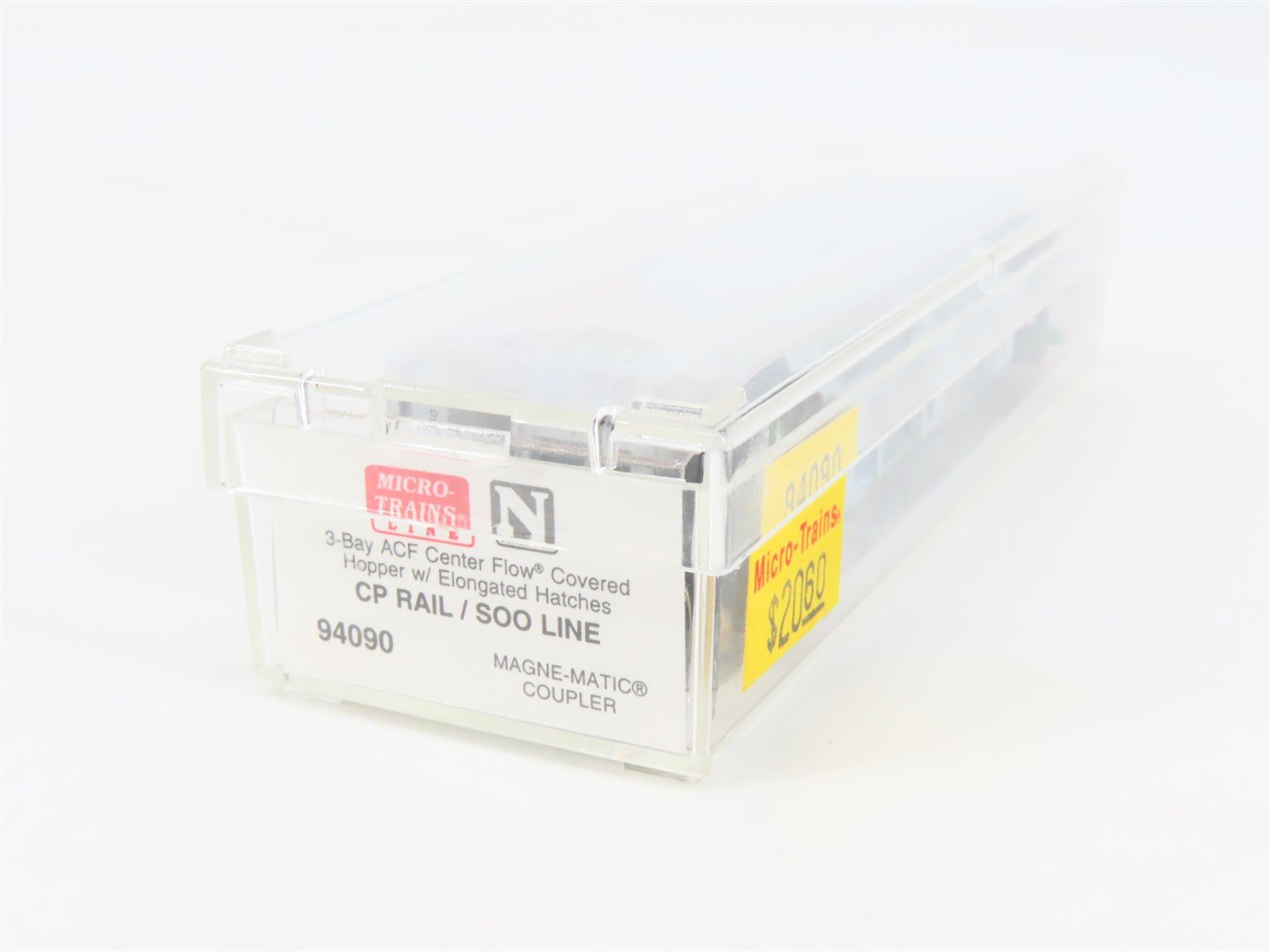 N Micro-Trains MTL 94090 SOO CP Rail 3-Bay Center Flow Covered Hopper #116960