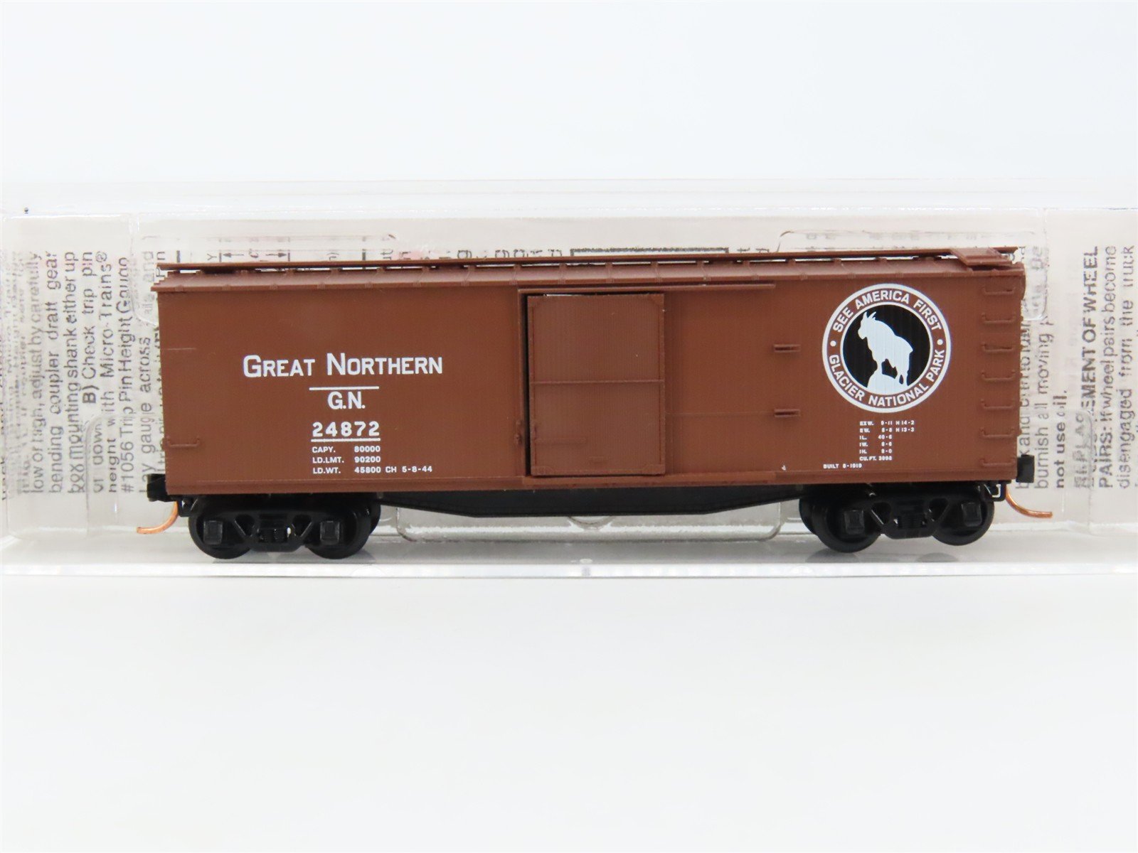 N Scale Micro-Trains MTL 42080 GN Great Northern 40' Single Door Box Car #24872