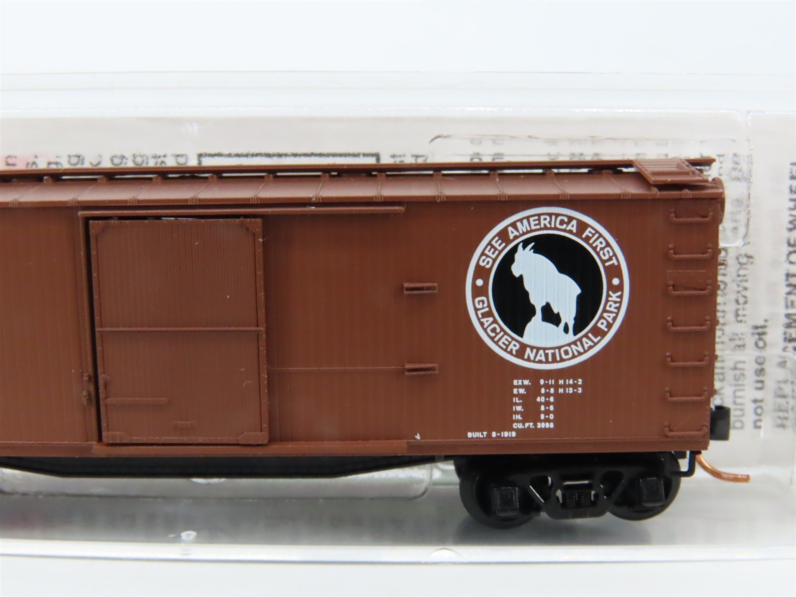 N Scale Micro-Trains MTL 42080 GN Great Northern 40' Single Door Box Car #24872