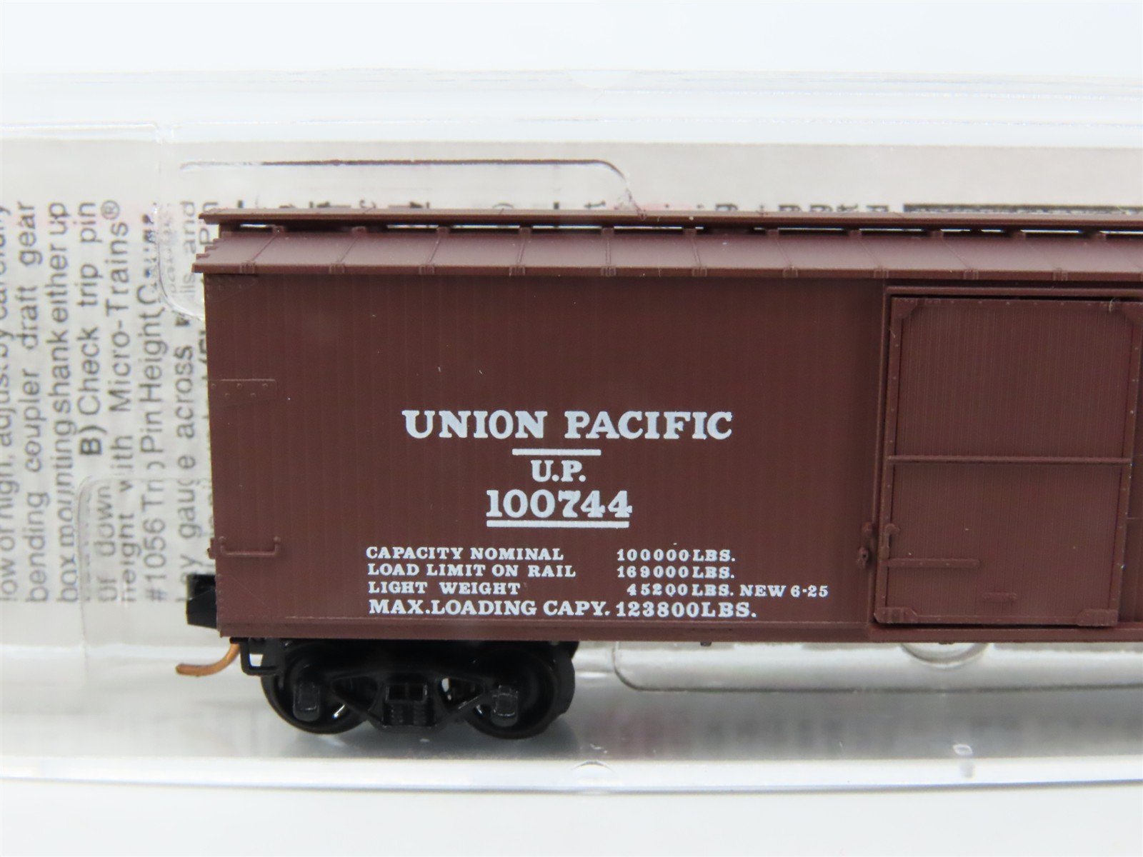 N Scale Micro-Trains MTL 39210 UP Union Pacific 40' Single Door Box Car #100744