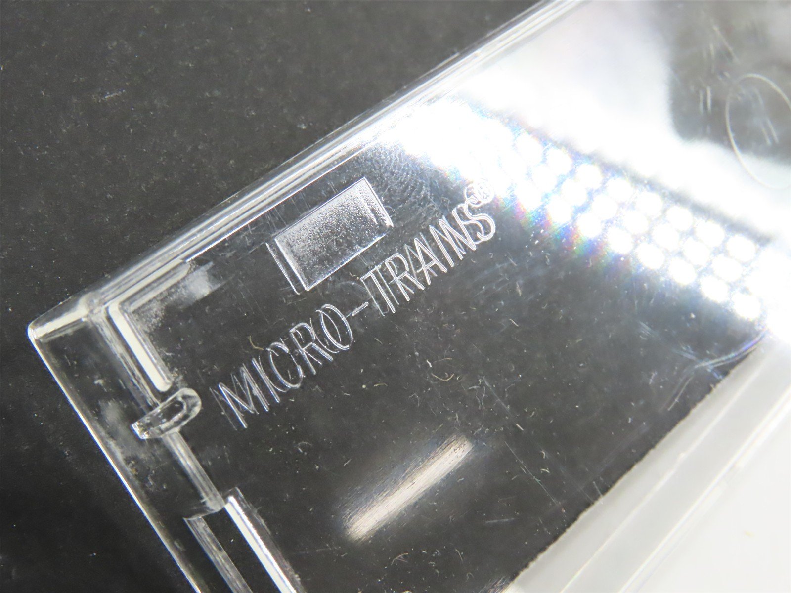 N Scale Micro-Trains MTL 74040 CP Canadian Pacific 40' Plug Door Box Car #285606