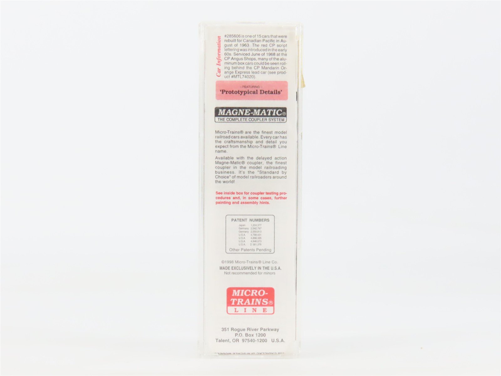 N Scale Micro-Trains MTL 74040 CP Canadian Pacific 40' Plug Door Box Car #285606