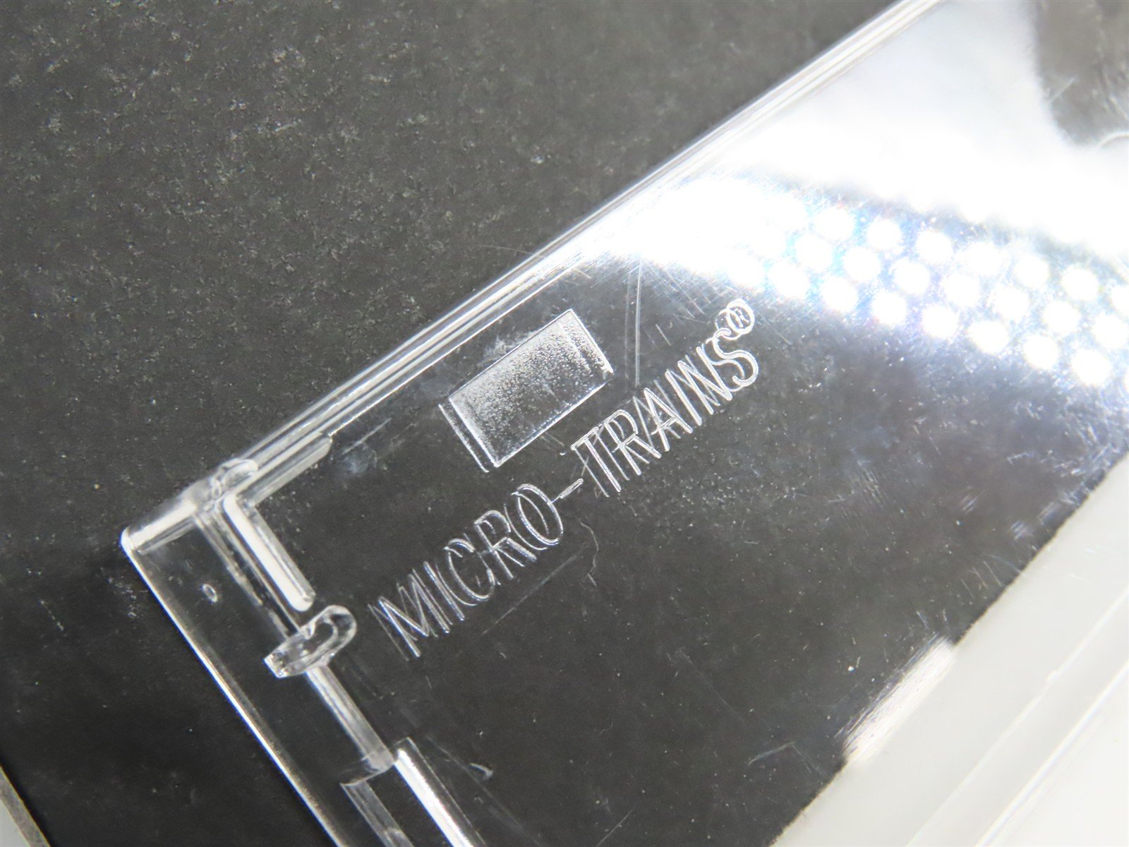 N Scale Micro-Trains MTL 20546 CP Canadian Pacific 40' Single Door Box Car #4901