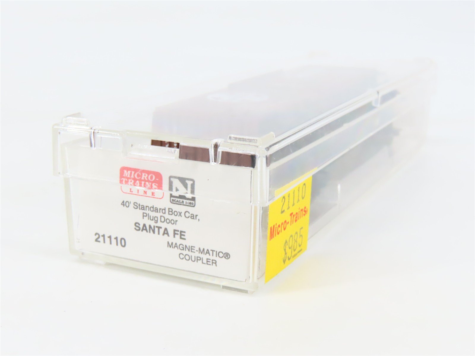 N Scale Micro-Trains MTL 21110 ATSF Santa Fe 40' Plug Door Box Car #149953