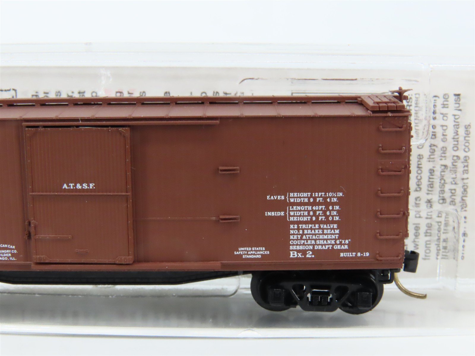 N Scale Micro-Trains MTL 39060 ATSF Santa Fe 40' Single Door Box Car #38693CT