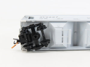 N Scale Micro-Trains MTL 09200301 UP Union Pacific 2-Bay Covered Hopper #219227