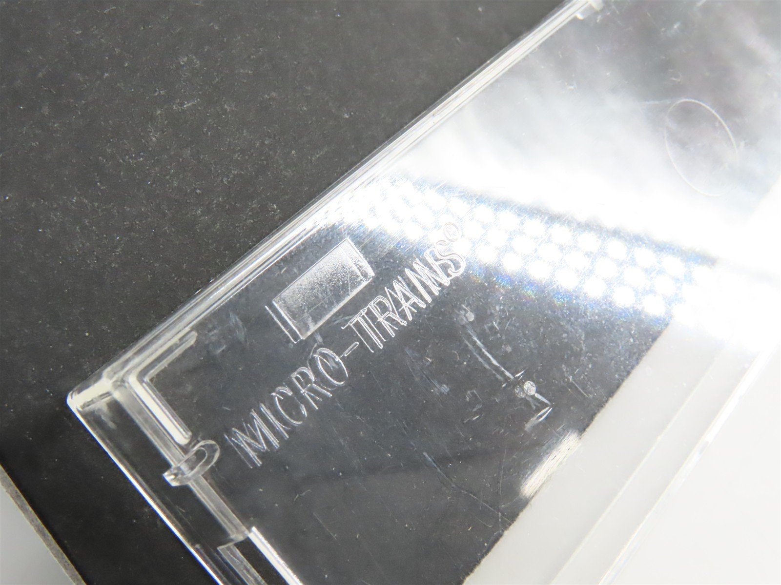 N Scale Micro-Trains MTL 20760 SP Southern Pacific Overnights Box Car #163324