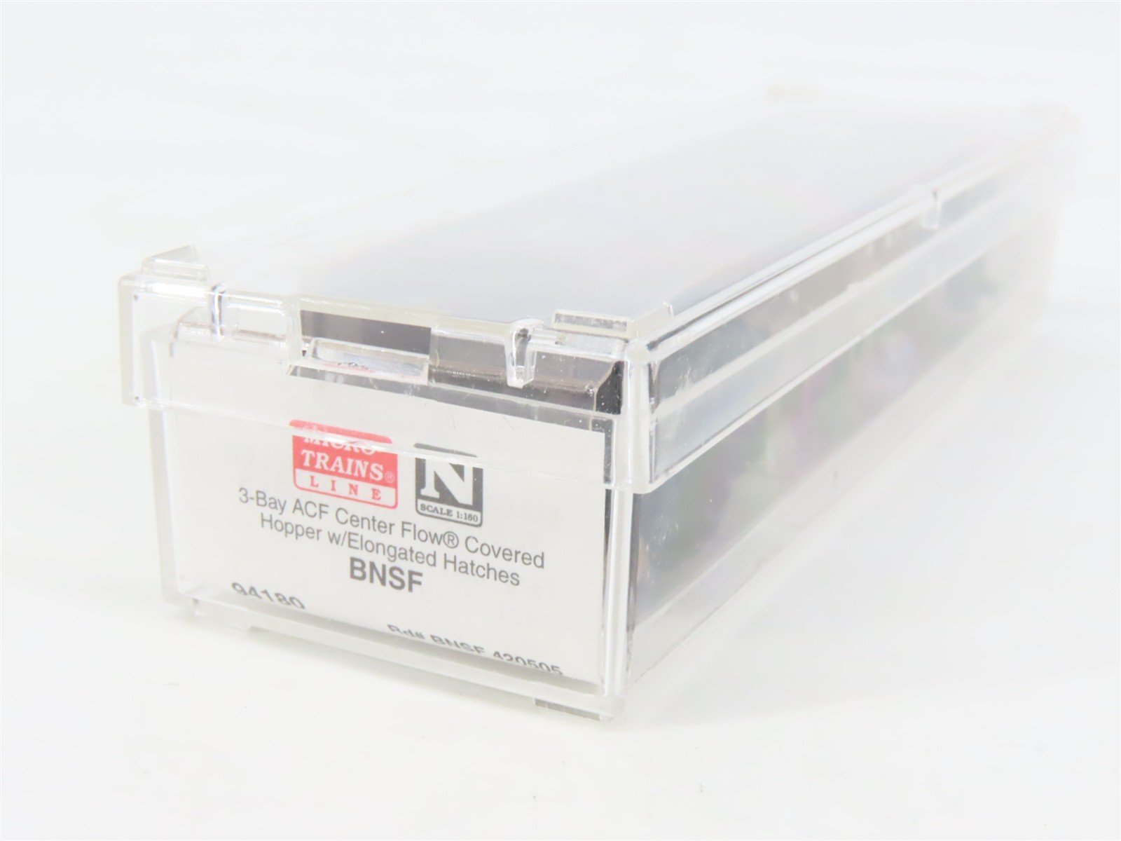 N Scale Micro-Trains MTL 94180 BNSF Railway 3-Bay Covered Hopper #420505
