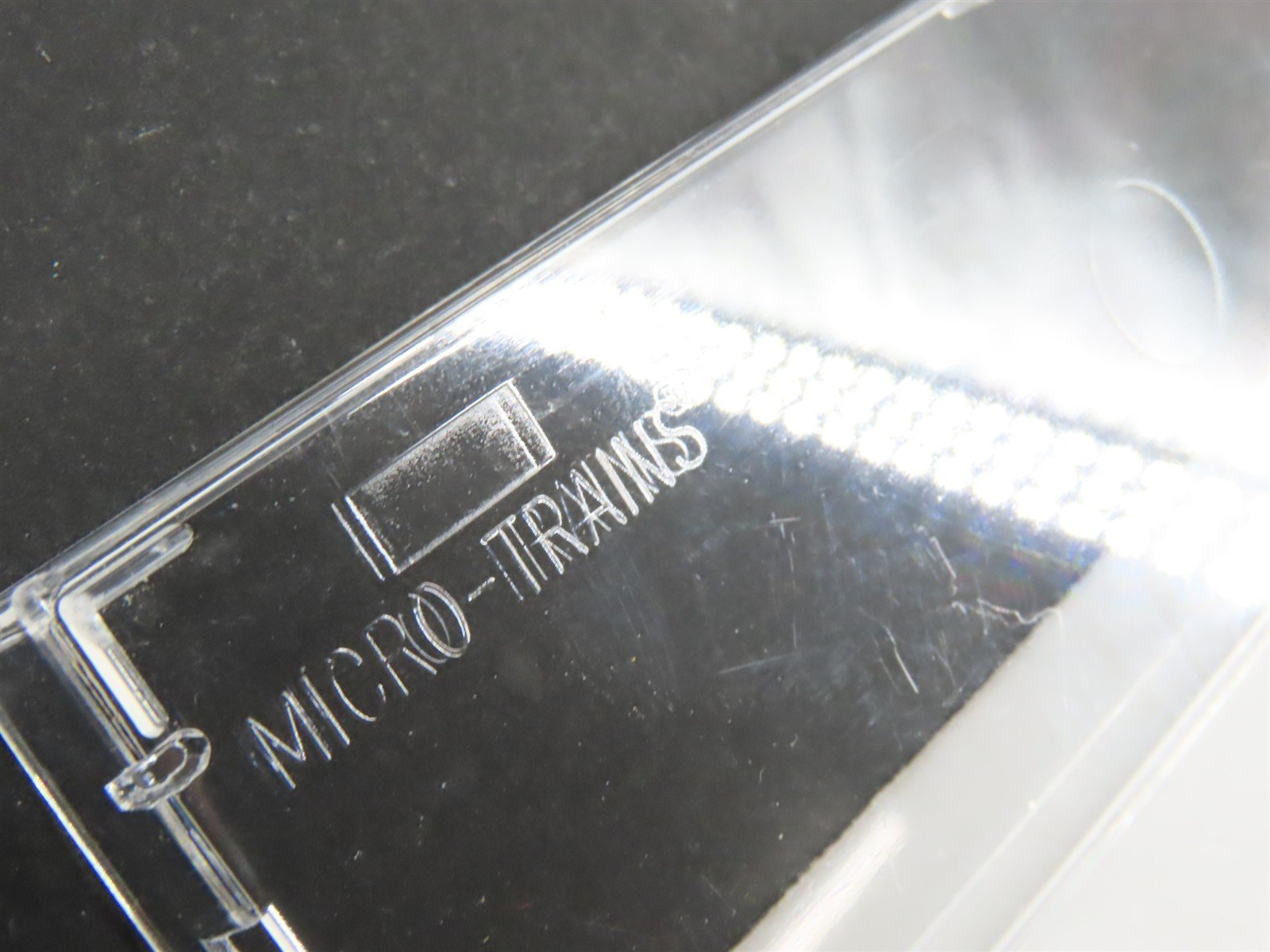 N Scale Micro-Trains MTL 58060 Armour Refrigerator Lines 36' Wood Reefer #5826