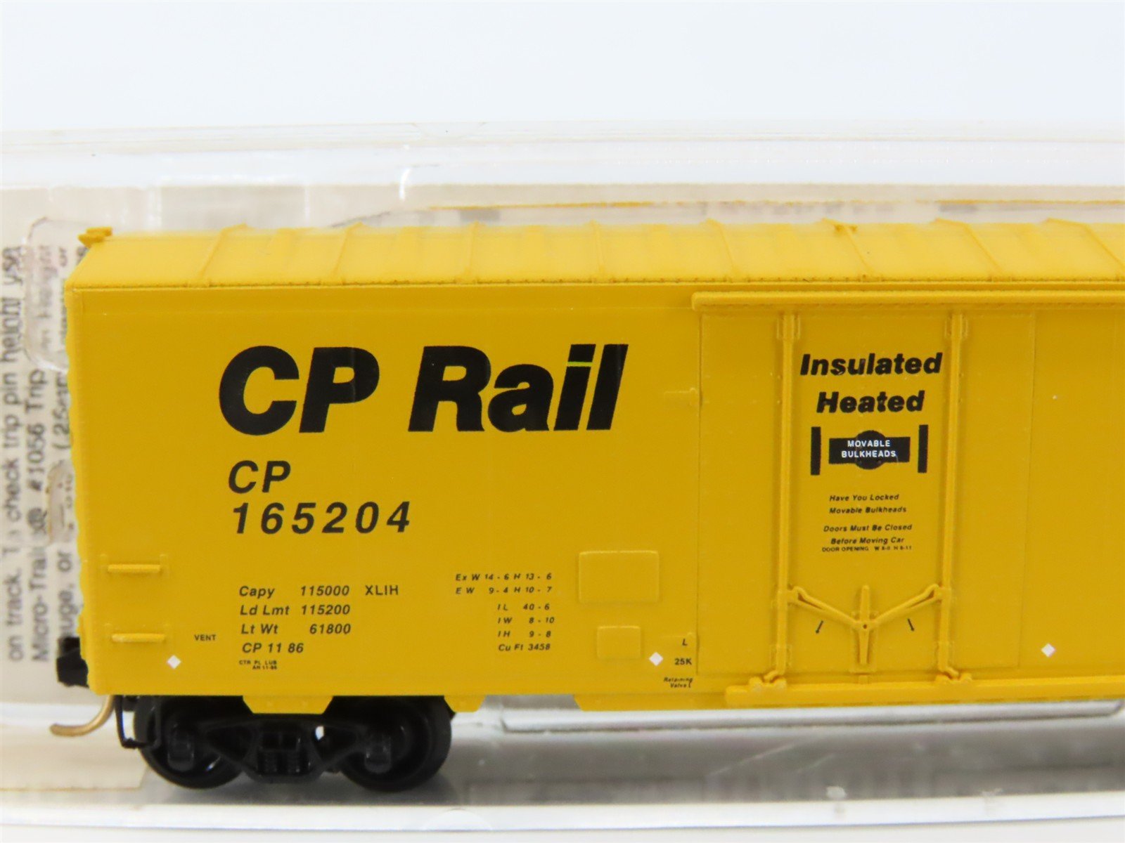 N Scale Micro-Trains MTL 74010 CP Rail 40' Plug Door Box Car #165204