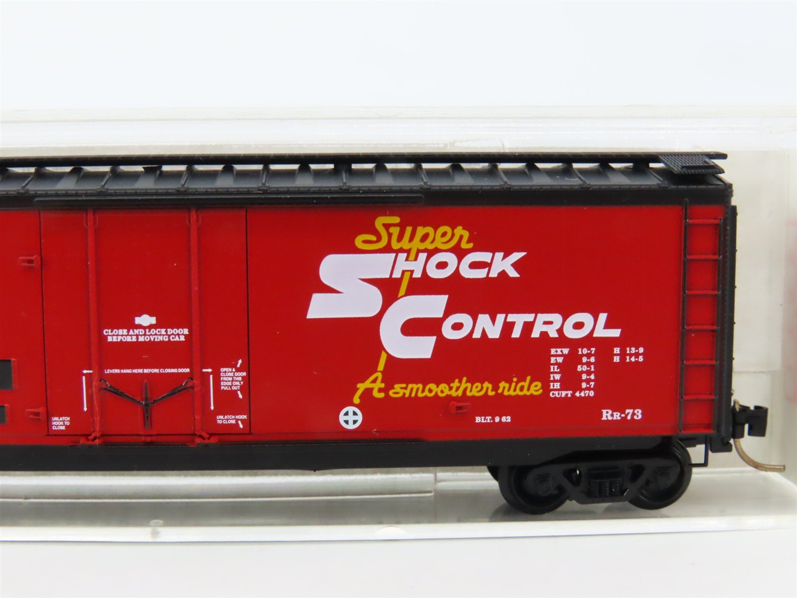 N Scale Micro-Trains MTL 32350 SFRB Santa Fe 50' Plug Door Box Car #6572