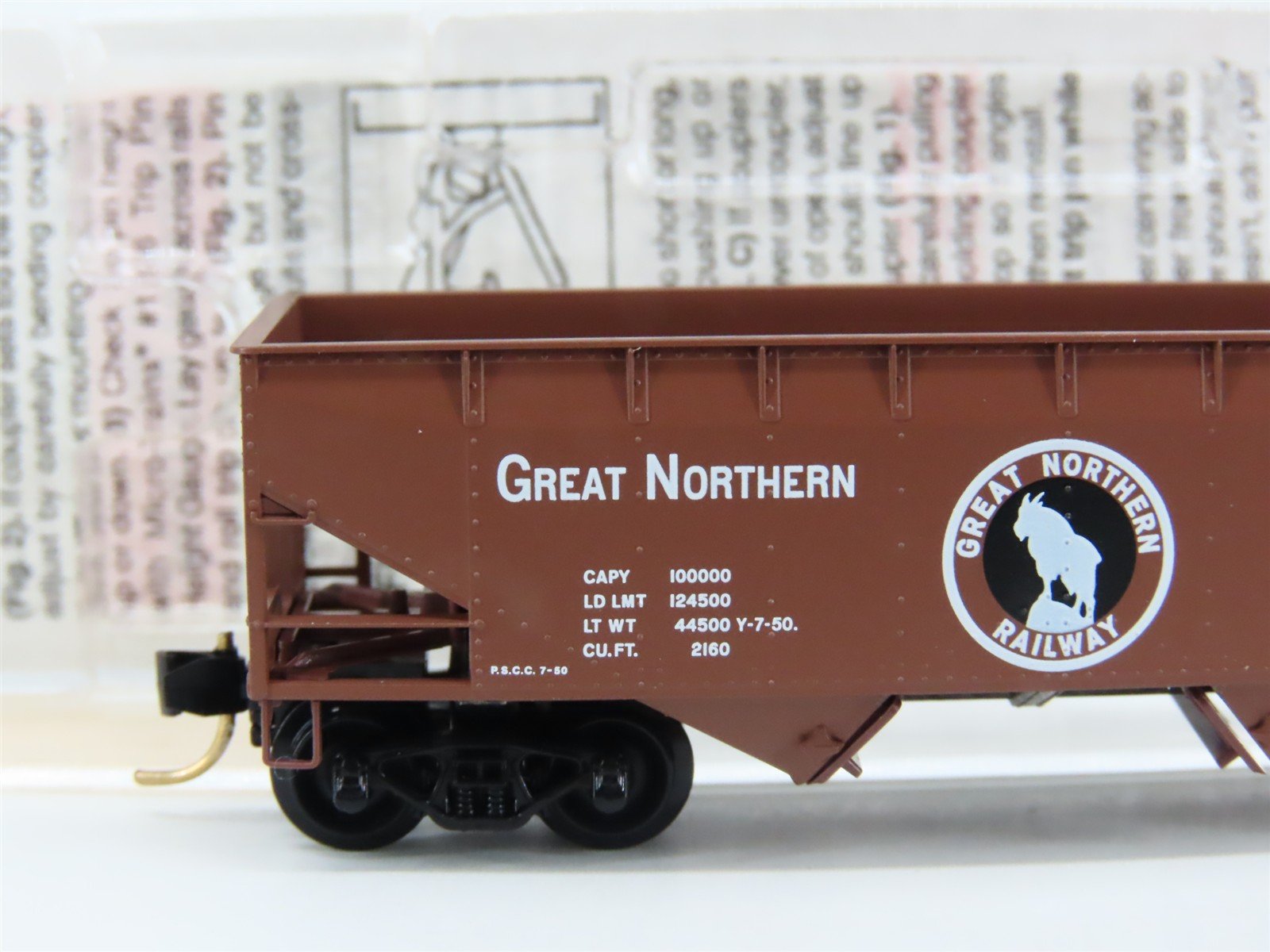 N Scale Micro-Trains MTL 55060 GN Great Northern Railway 33' 2-Bay Hopper #73476