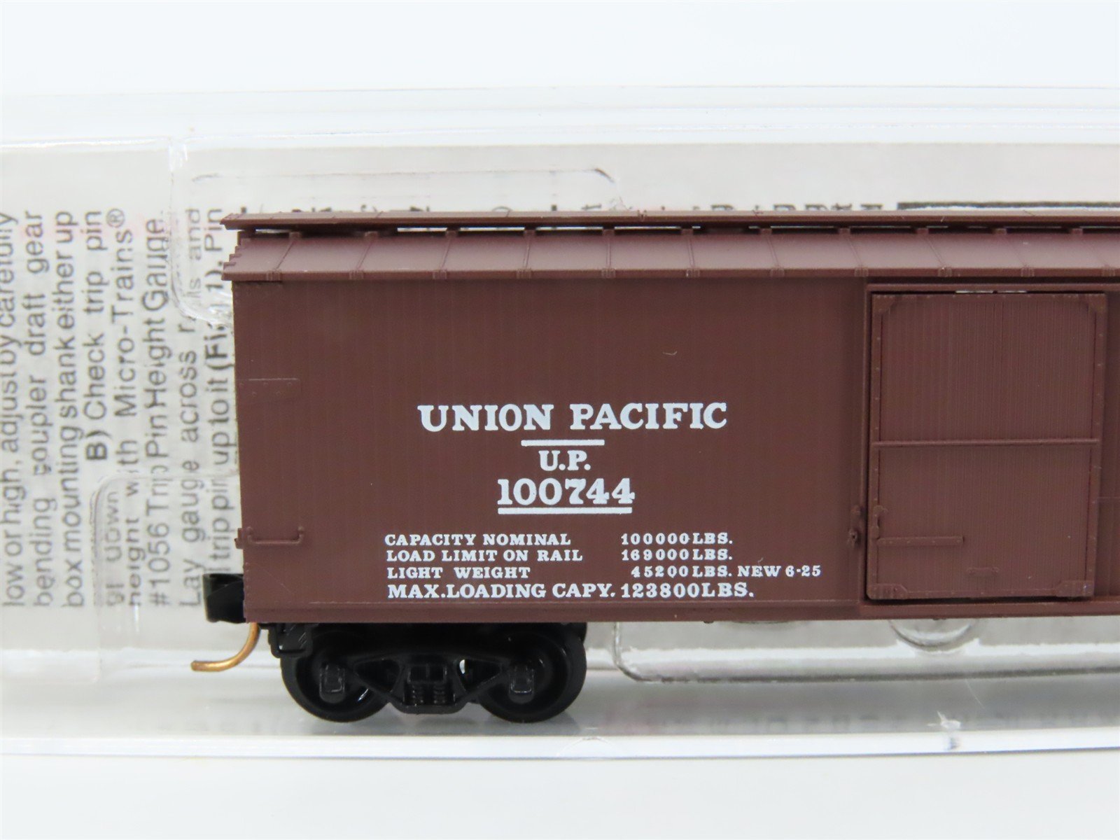 N Scale Micro-Trains MTL 39210 UP Union Pacific 40' Single Door Box Car #100744