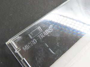 N Scale Micro-Trains MTL 32160 SP Southern Pacific 50' Plug Door Box Car #672925