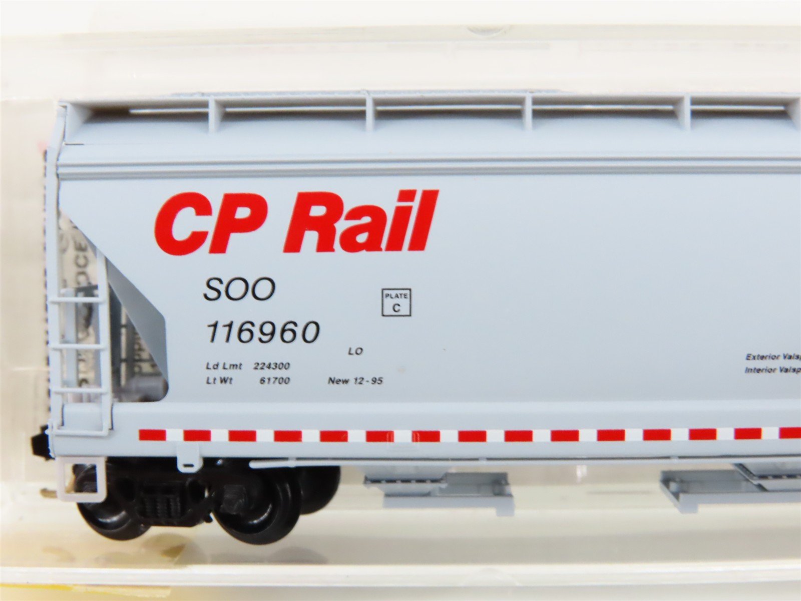 N Scale Micro-Trains MTL 94090 CP Rail / SOO Line 3-Bay Covered Hopper #116960