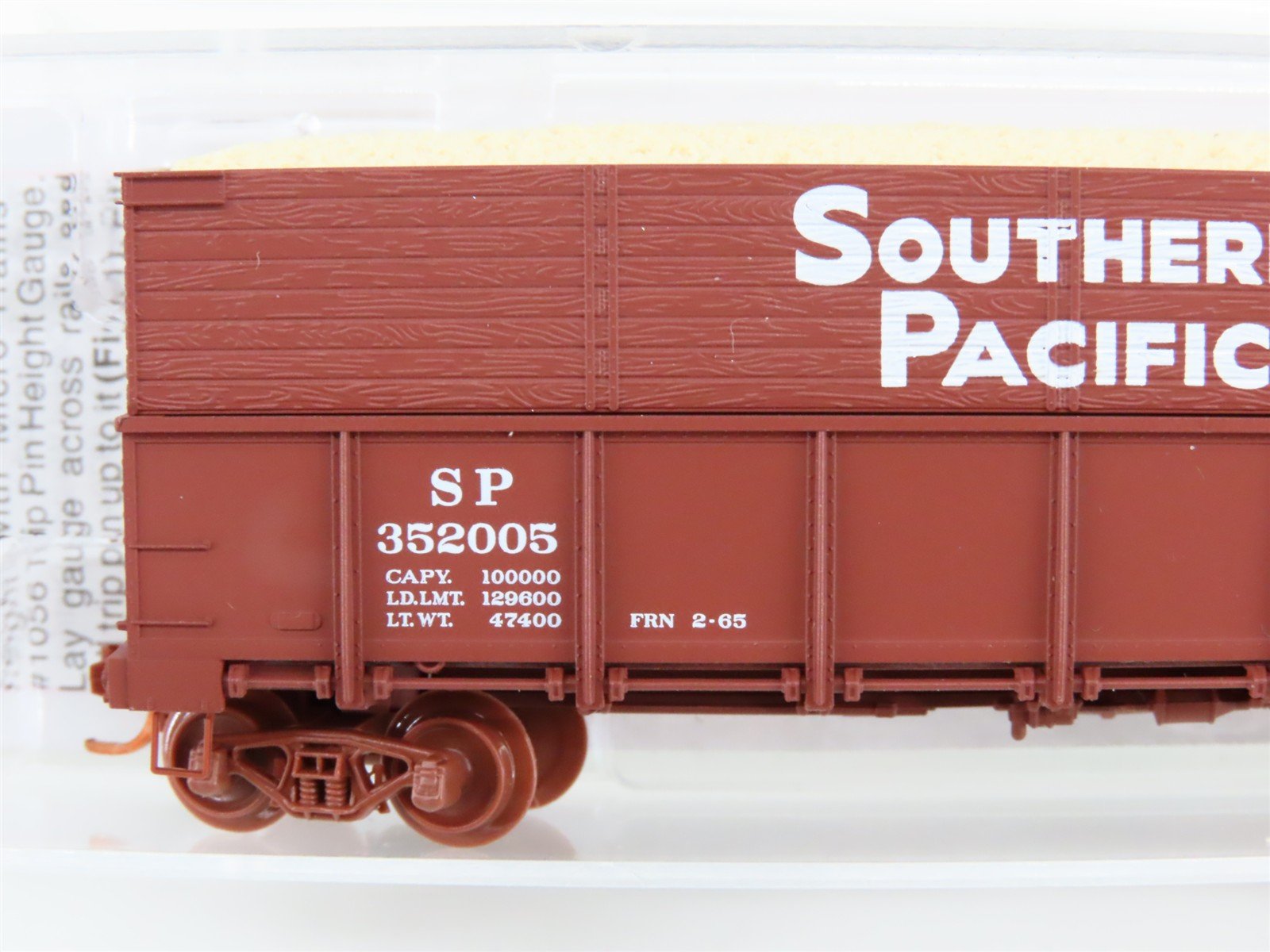 N Micro-Trains MTL 08400021 SP Southern Pacific 40' Woodchip Gondola #352005