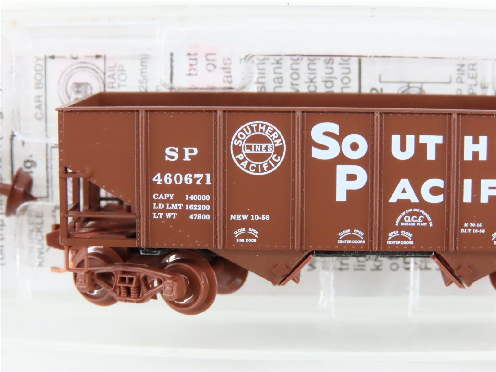 N Scale Micro-Trains MTL 56340 SP Southern Pacific 33' 2-Bay Open Hopper #460671