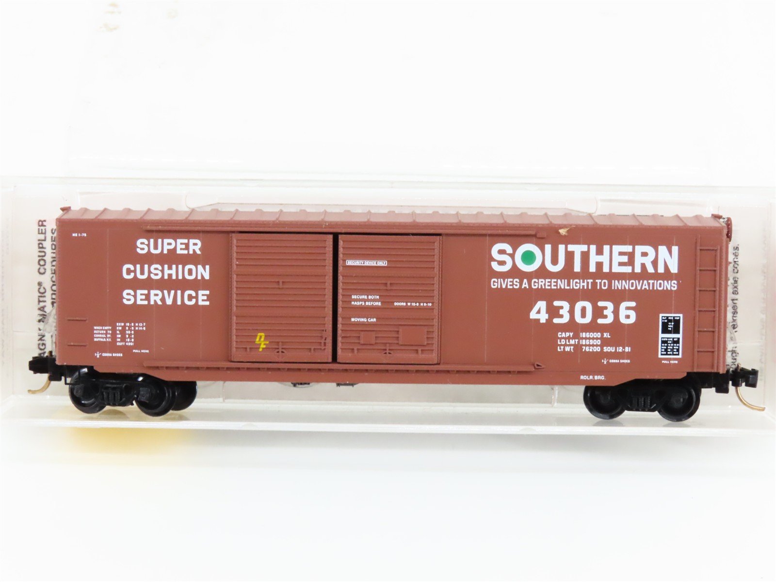 N Micro-Trains MTL 37030 SOU Southern Railway 50' Double Door Box Car #43036