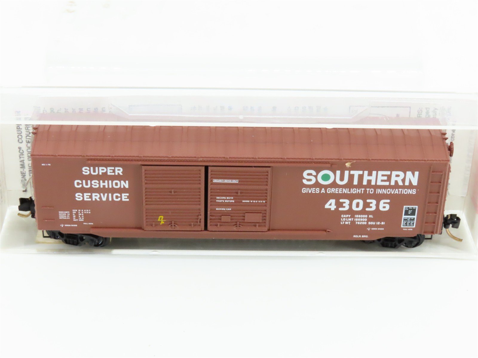 N Micro-Trains MTL 37030 SOU Southern Railway 50' Double Door Box Car #43036